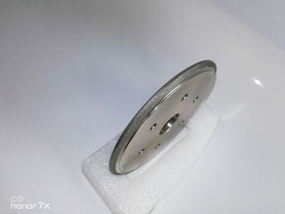 High-precision diamond grinding wheels are used for dressing ordinary resin ceramic grinding wheels